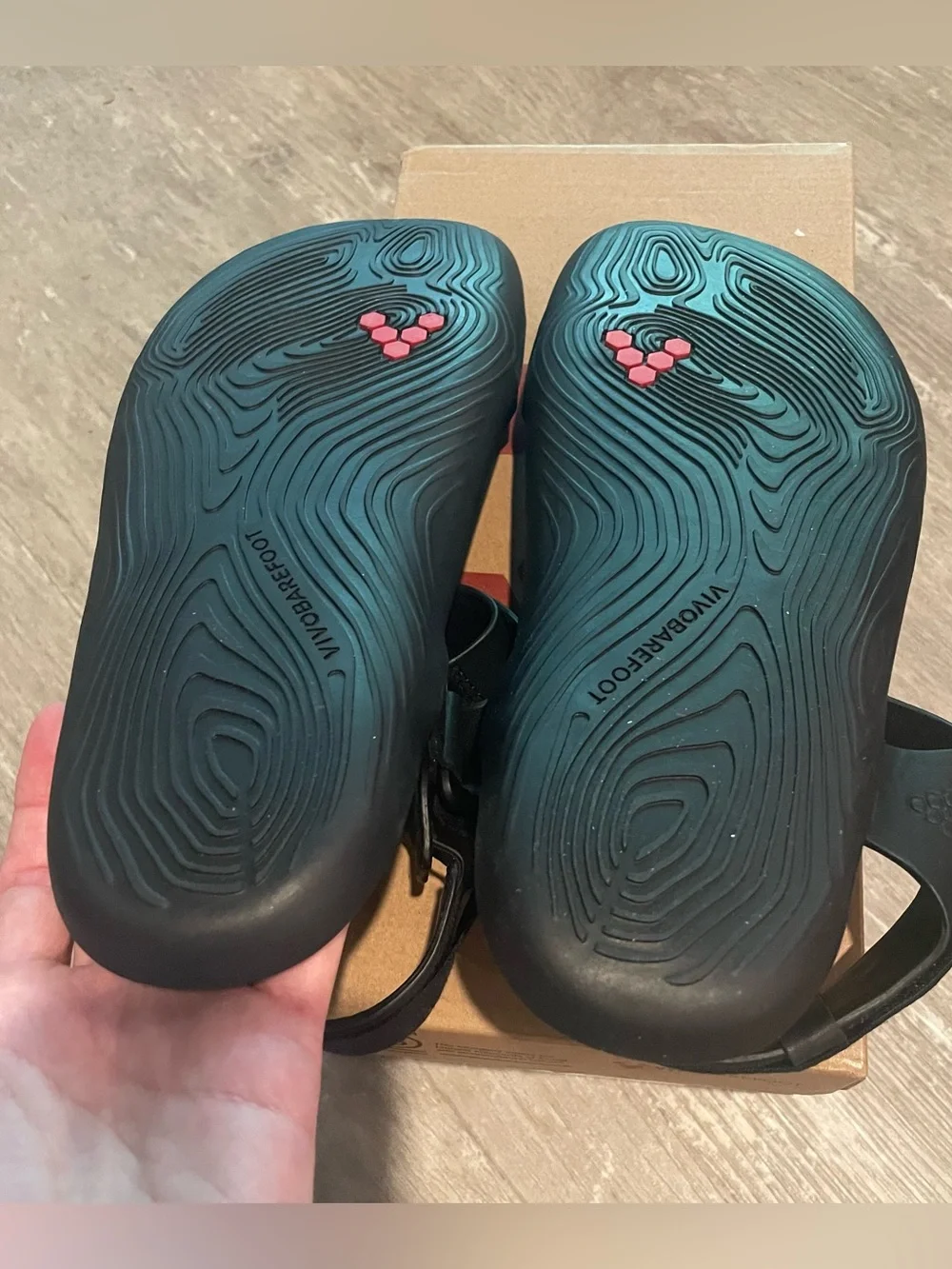 VivoBarefoot Sensus Yin Sandals Women's Black Obsidian EU 41/US 10 Like New